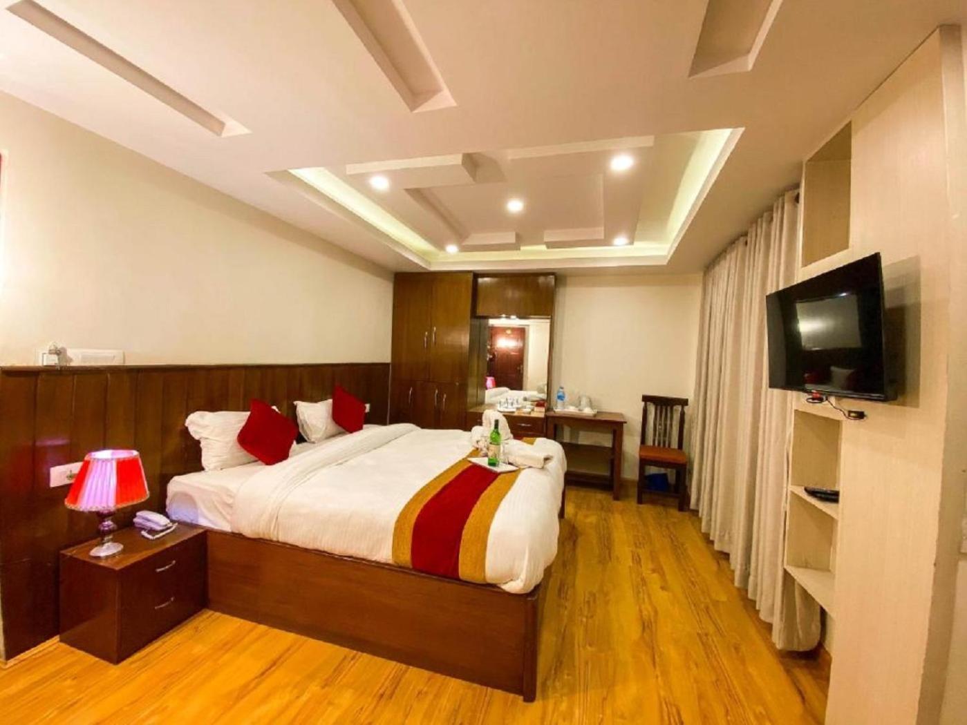 Hotel Linda Suites Near International Airport By La Casa นิวเดลี ภายนอก รูปภาพ